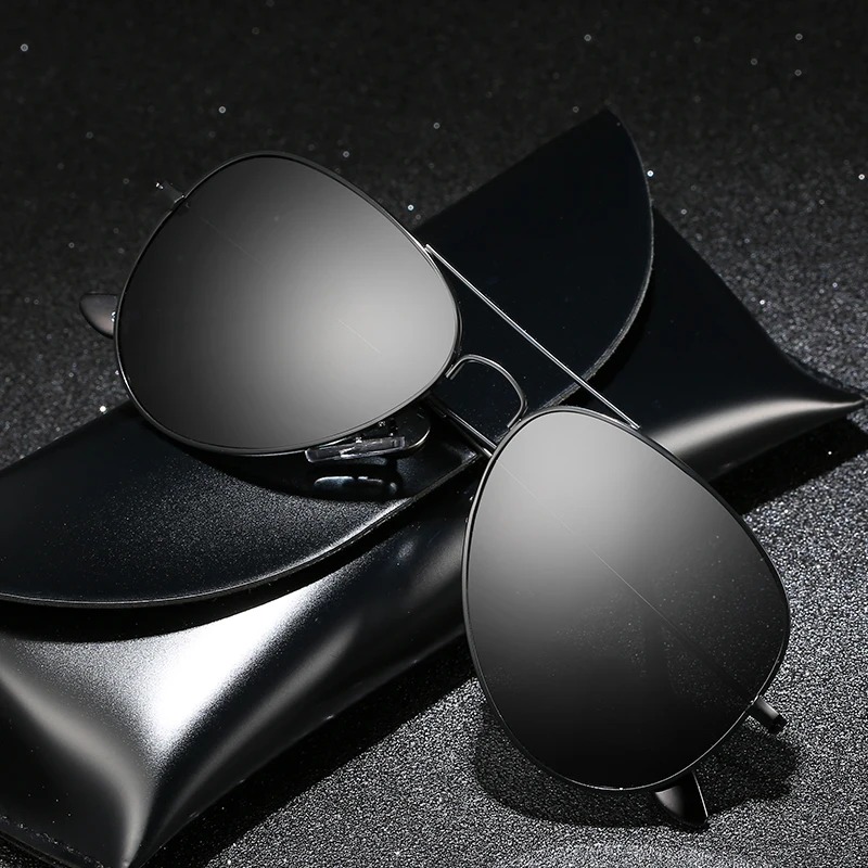 Occhiali da Sole di Lusso per  - Designer Sunglasses recensione e prezzo